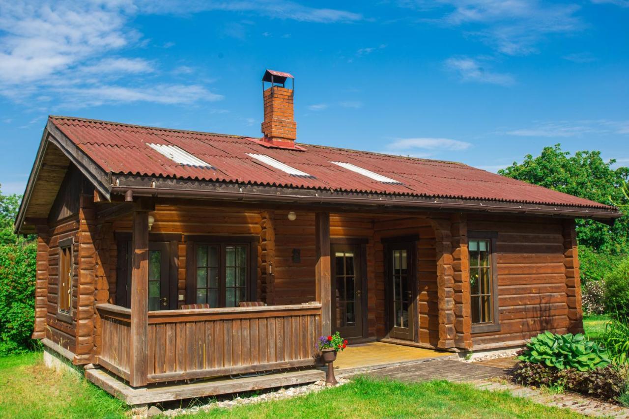 Guest House Baltas Dujas Saulkrasti Exterior photo