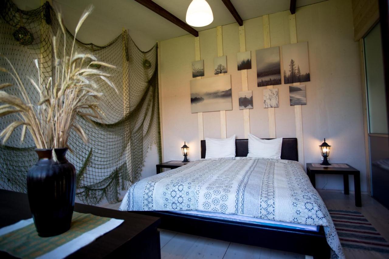 Guest House Baltas Dujas Saulkrasti Exterior photo